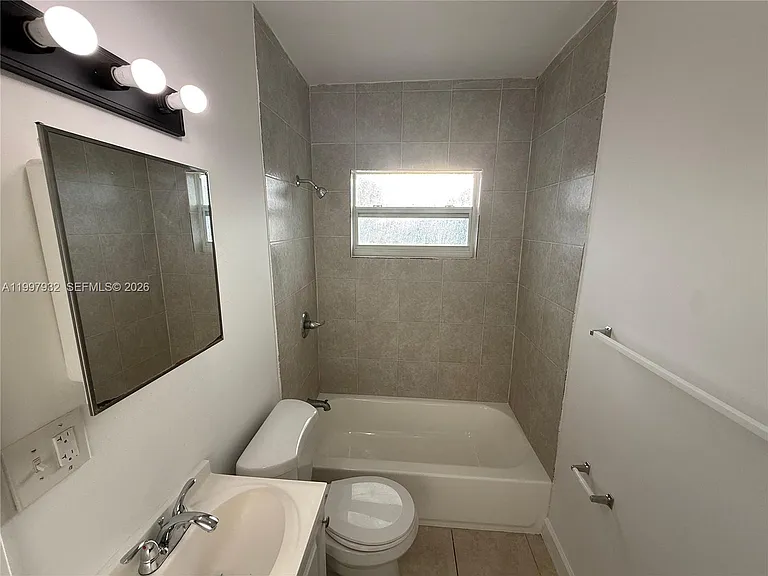 253 NW 48th St — Photo 19