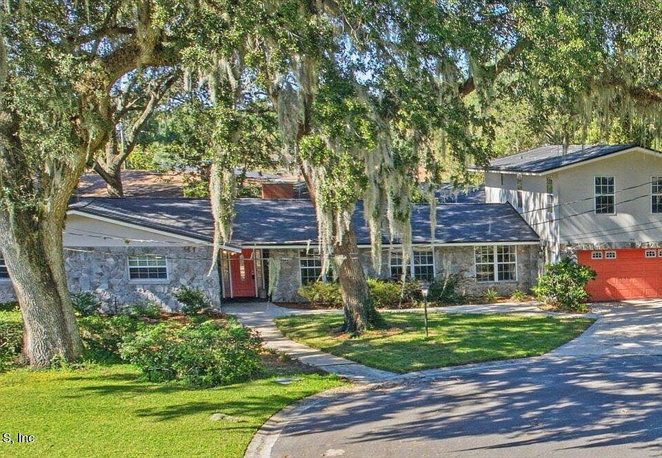 1st image of 6842 ESTRADA Road