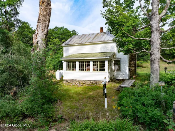 84 Snow Road, Hadley, NY 12835