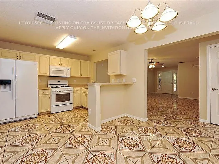 6144 Skylarkcrest Dr — Photo 7