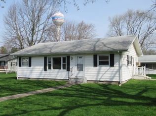 404 W Charleston Rd, Ashmore, IL 61912