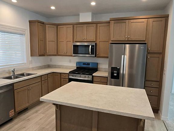 2nd image of 2515 Sweetwater Rd Space 29