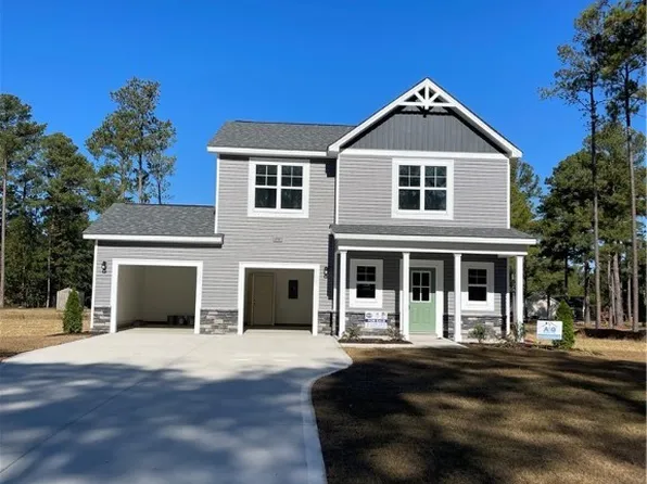 111 Forest Wood Dr, Salemburg, NC 28385