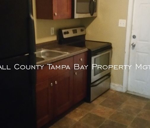5th image of 8312 N Elmer St APT B