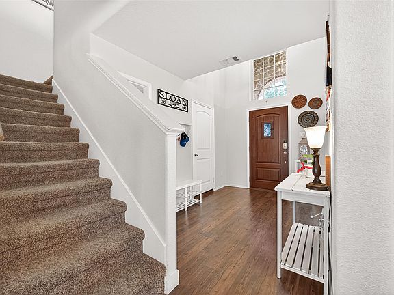4th image of 3307 Hardley Meadow Ct