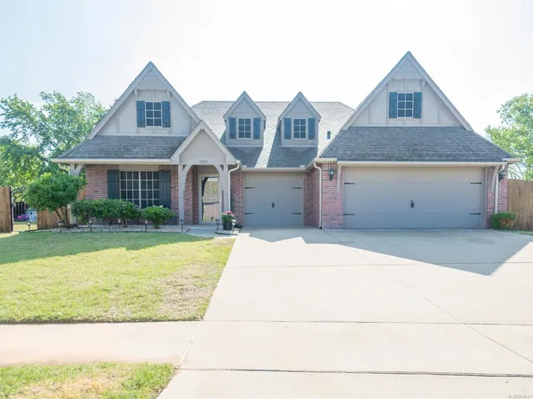 13925 S 91st Ave E, Bixby, OK 74008