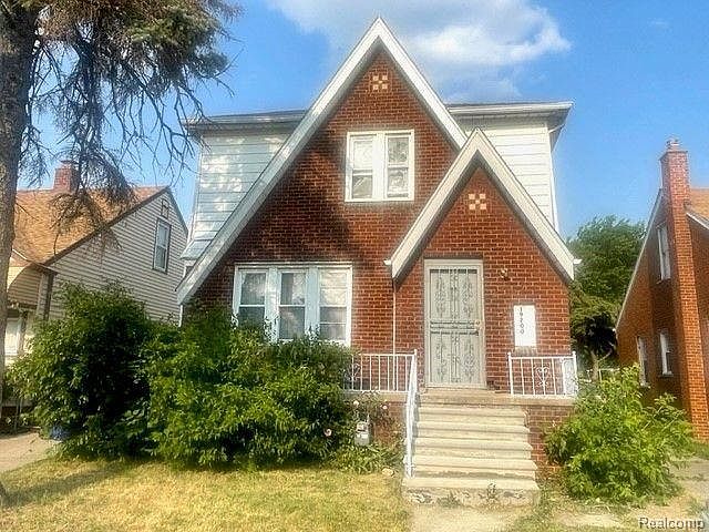 1st image of 19200 Moenart St