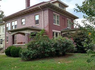 601 W Main St, Carbondale, IL 62901