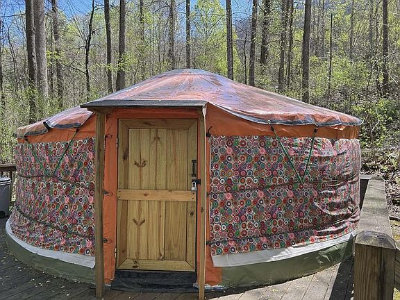 5th image of 504 Mountain View School Rd