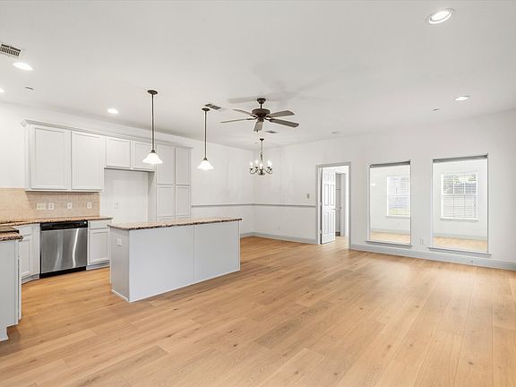 3rd image of 706 S Jupiter Rd APT 1101