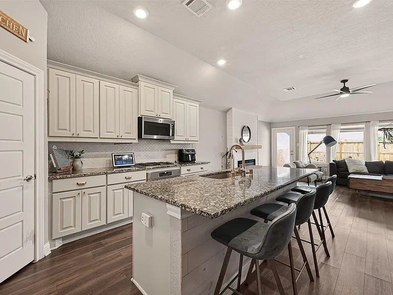 1643 Pickford Knolls Ln — Photo 12
