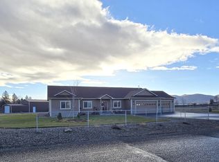 10809 Washburn Way, Klamath Falls, OR 97603