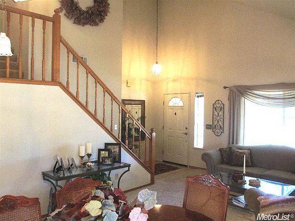 3rd image of 2727 Whitewood Ct