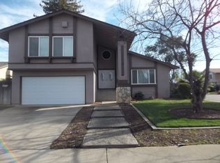 9300 Zambra Way, Sacramento, CA 95826