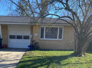 803 E Harding Dr, Urbana, IL 61801