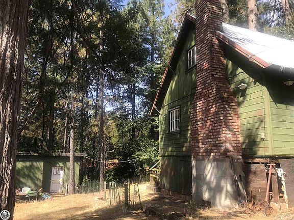 3rd image of 16764 Estralita Dr