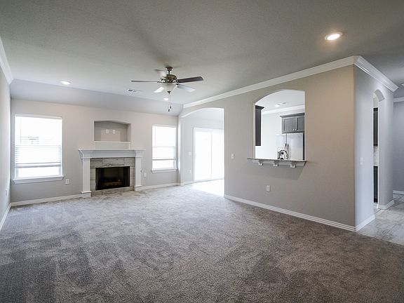 2nd image of 605 Cooper Dr