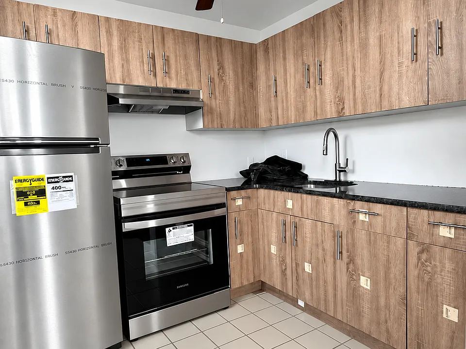 502 N Rodney St #4
