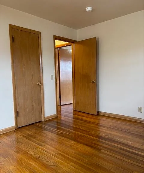 921 Haywood Dr — Photo 10