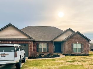 4630 Hogan Rd, Deatsville, AL 36022