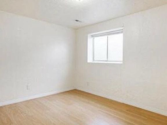 4th image of 5092 W Elma St #Basement