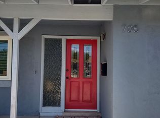 705 Alhambra Dr, Las Vegas, NV 89104