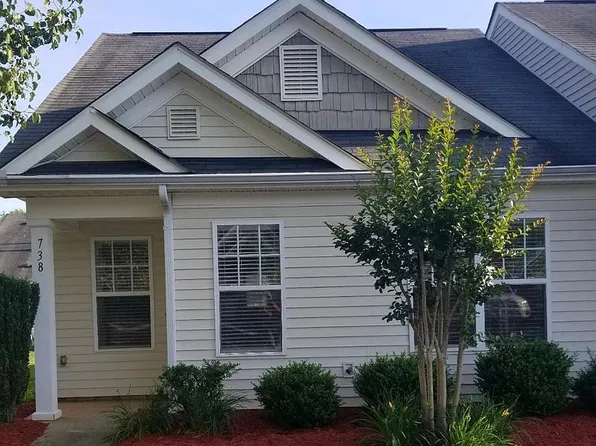 738 Waterfall Way, Clover, SC 29710