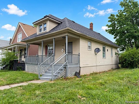 3rd image of 5720 30th St