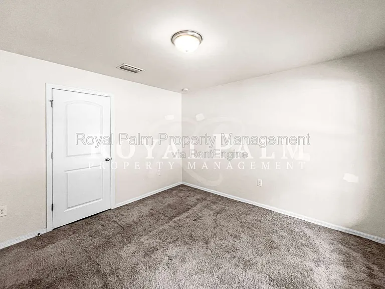 18321 Gibraltar Ln — Photo 18