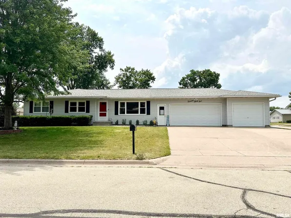 1439 Rosehill Ave, Camanche, IA 52730