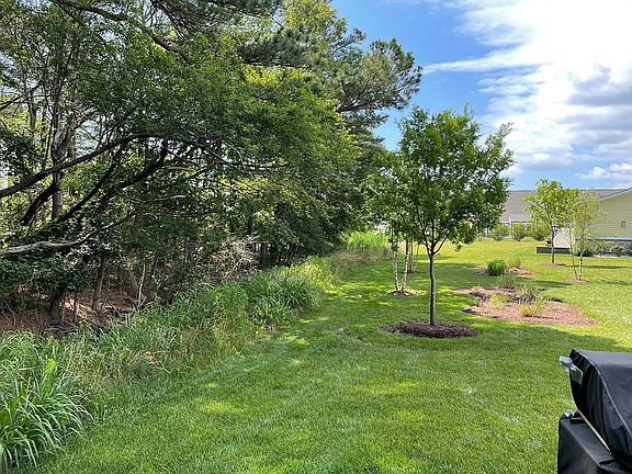 3rd image of 32755 Watchtower Dr