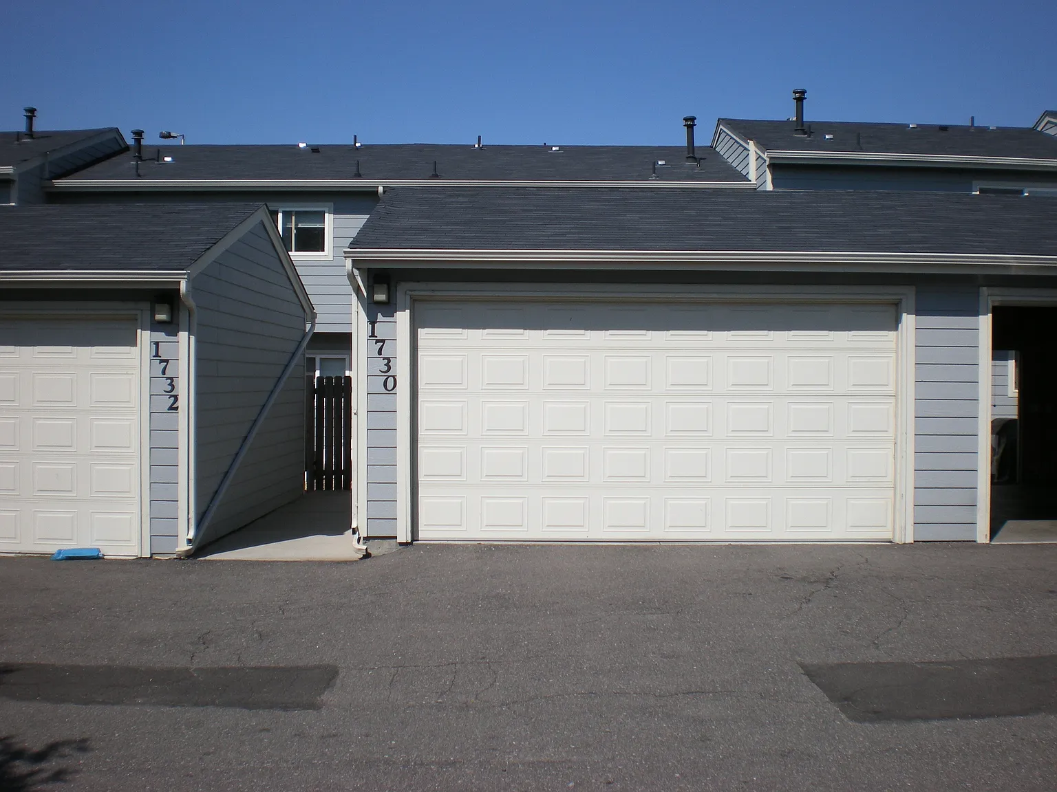 2 bed, 2.5 bath, 1258 sqft, $2,200 — Photo 1