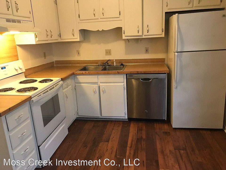 1st image of 102 Timberlake Ct #D