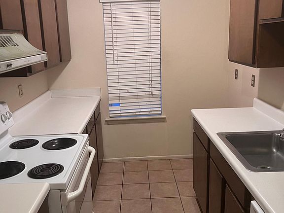 4th image of 2304 Richland Ave #D