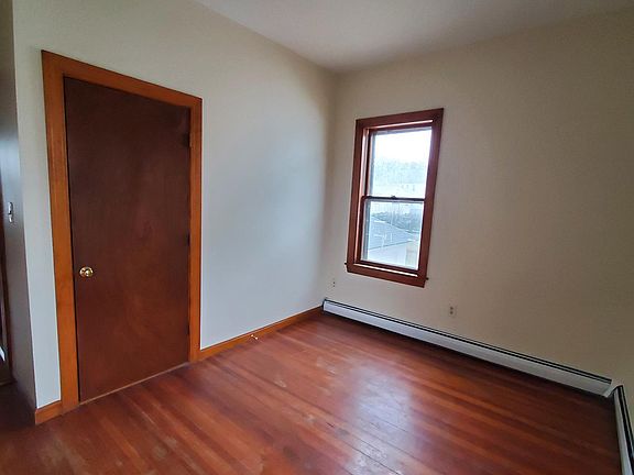 bedroom #1