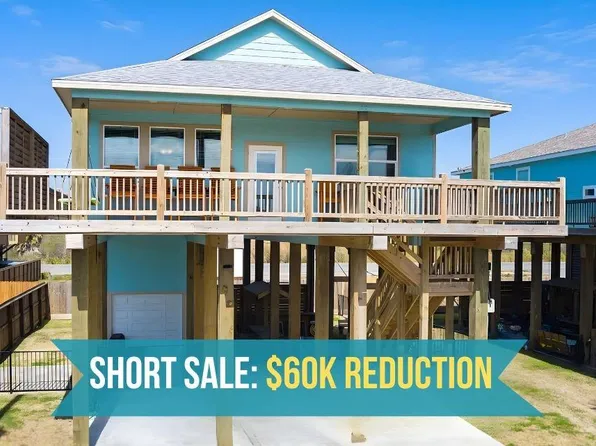 2565 Palm Dr, Crystal Beach, TX 77650