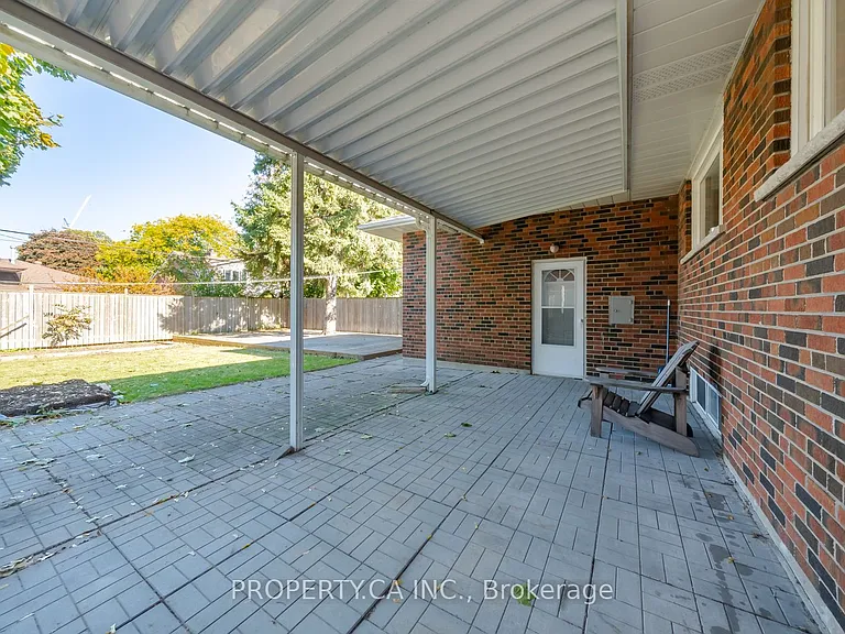 46 Shrewsbury Sq #LOWER — Photo 13