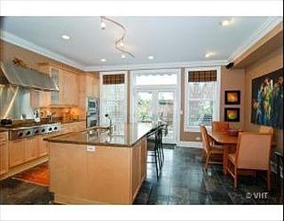 4th image of 1330 N Bell Ave #1