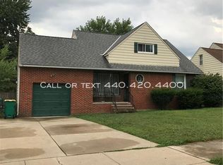 18312 Dalewood Ave, Maple Heights, OH