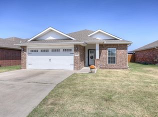 5611 W 33rd St, Joplin, MO 64804