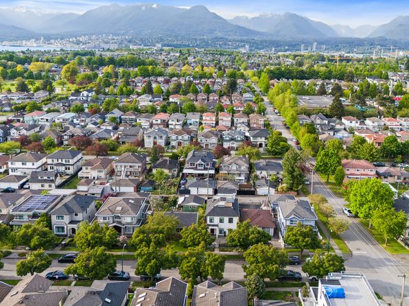 2785 E 4th Ave #B, Vancouver, BC V5M 1K7