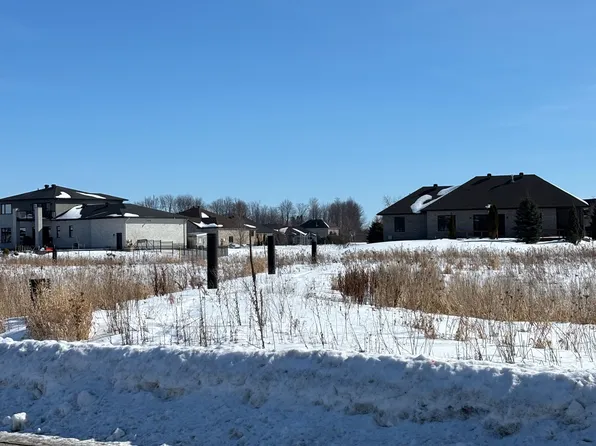 6785 Still Meadow Way E, Ottawa, ON K4P 0G7