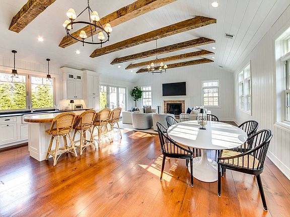 3rd image of 189 Lumber Ln