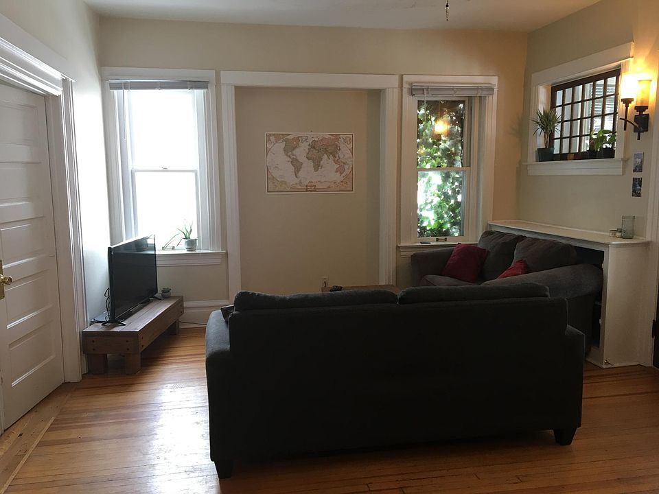 1st image of 1376 N Williams St APT 1