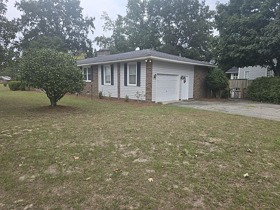 4th image of 38 Adams Ave