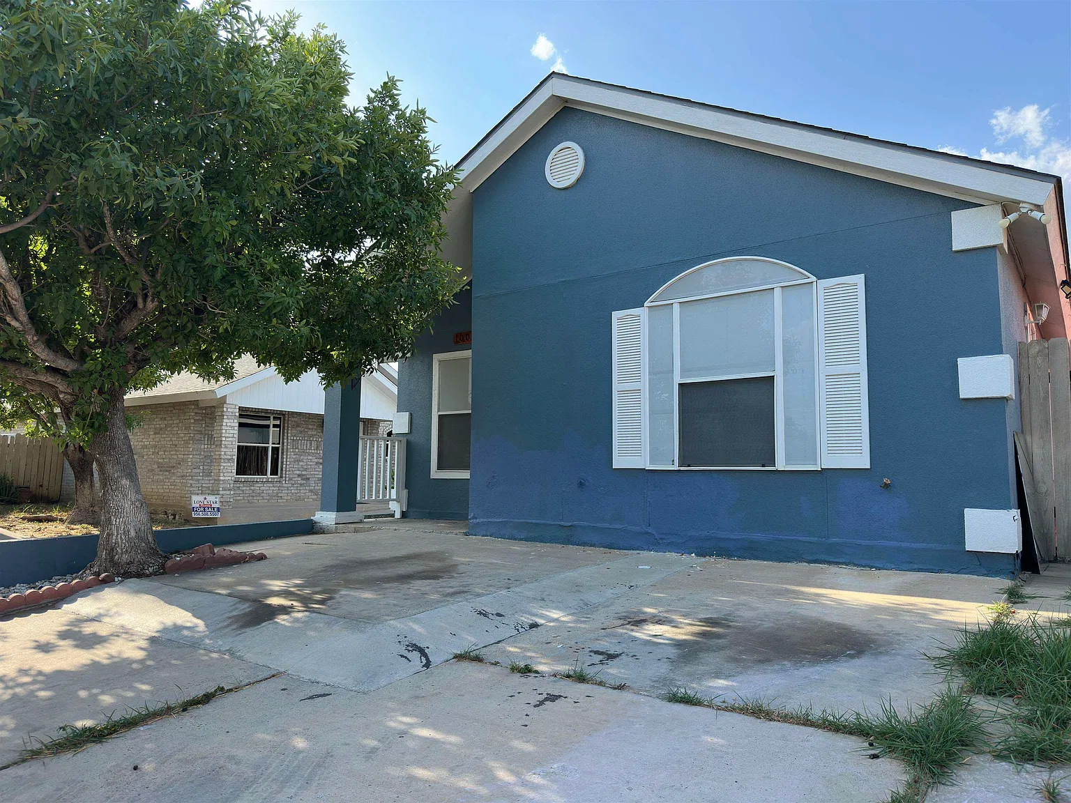 3 bed, 952 sqft, $1,550 — Photo 2