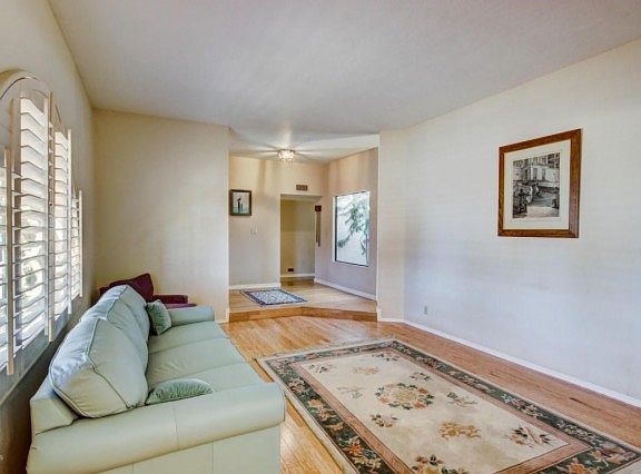5th image of 6944 E Ludlow Dr