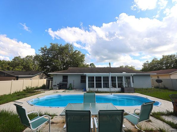 2715 N Dellwood Dr