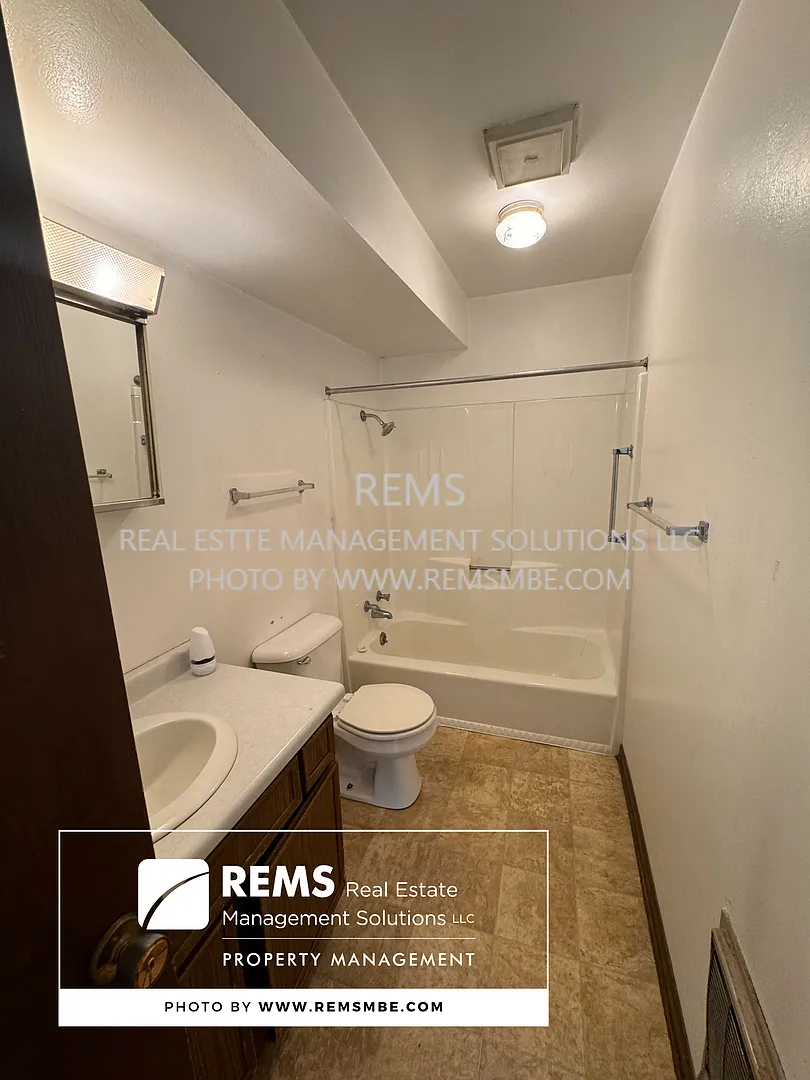 505 Vine Street — Photo 3