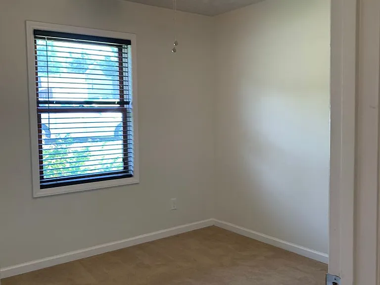 3250 Springview Dr — Photo 10